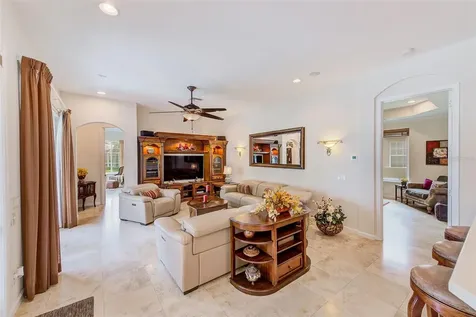 7714 Aralia Way Seminole FL 33777