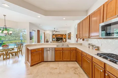 7714 Aralia Way Seminole FL 33777