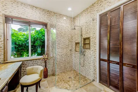 7714 Aralia Way Seminole FL 33777