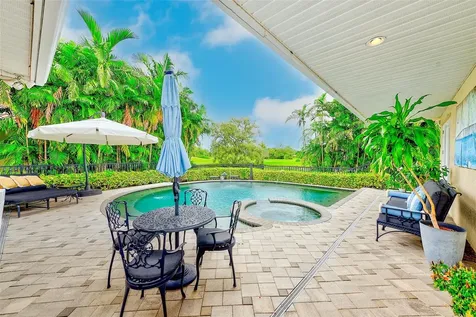 7714 Aralia Way Seminole FL 33777