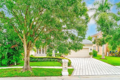 7714 Aralia Way Seminole FL 33777