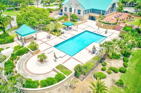 7714 Aralia Way Seminole FL 33777
