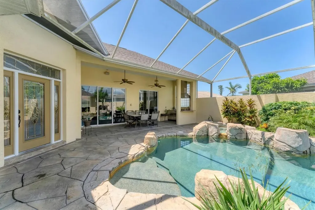518 Eden Drive Englewood FL 34223