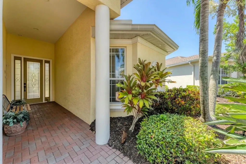 518 Eden Drive Englewood FL 34223