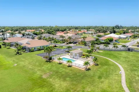518 Eden Drive Englewood FL 34223
