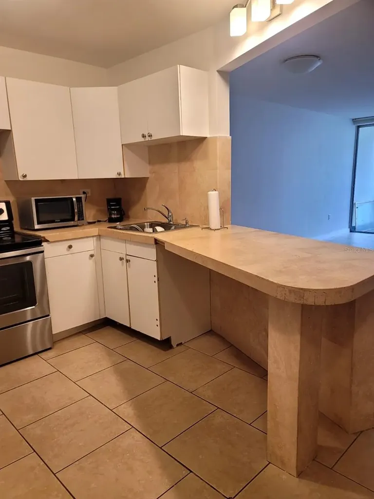 1690 NE 191st Street Miami FL 33179