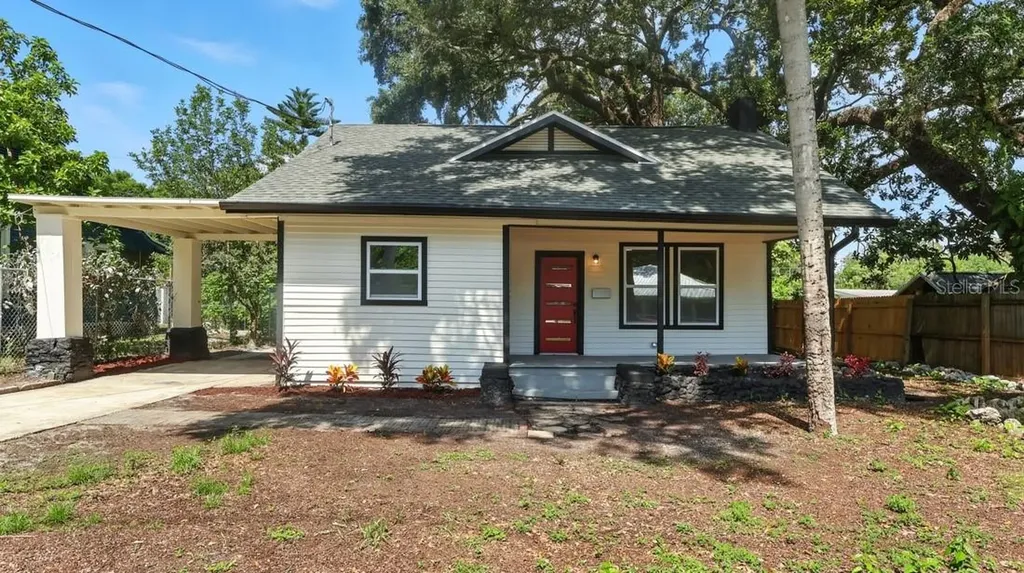 7806 N Van Dyke Place Tampa FL 33604