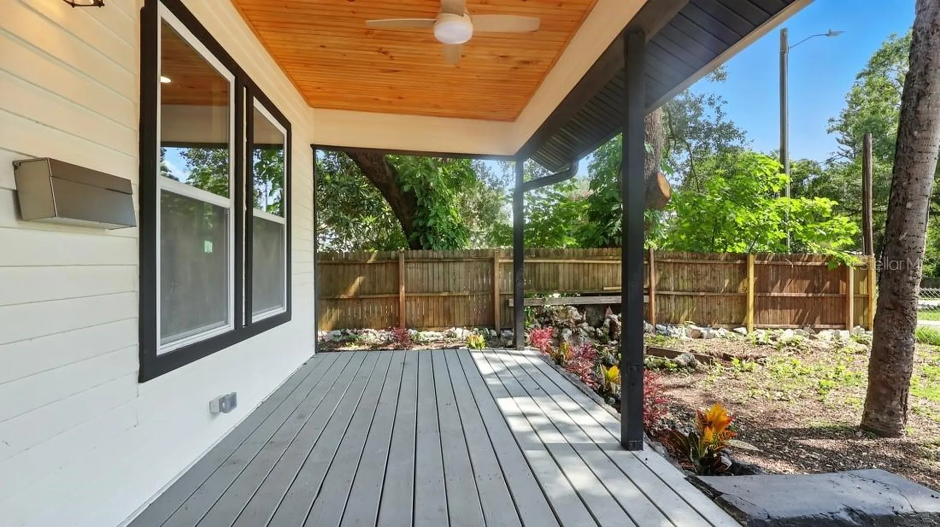 7806 N Van Dyke Place Tampa FL 33604