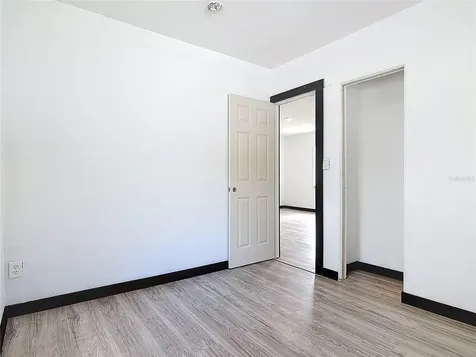 633 1/2 Elm Avenue Daytona Beach FL 32117
