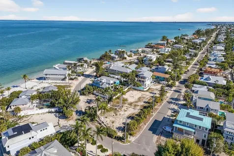 812 N Bay Boulevard Anna Maria FL 34216