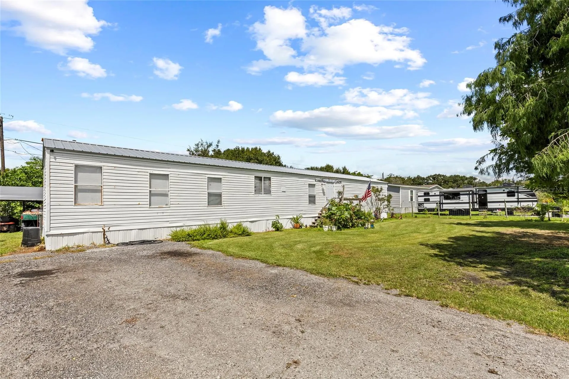 6585 NE 7th Street Okeechobee FL 34974