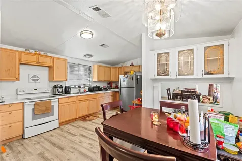 6585 NE 7th Street Okeechobee FL 34974