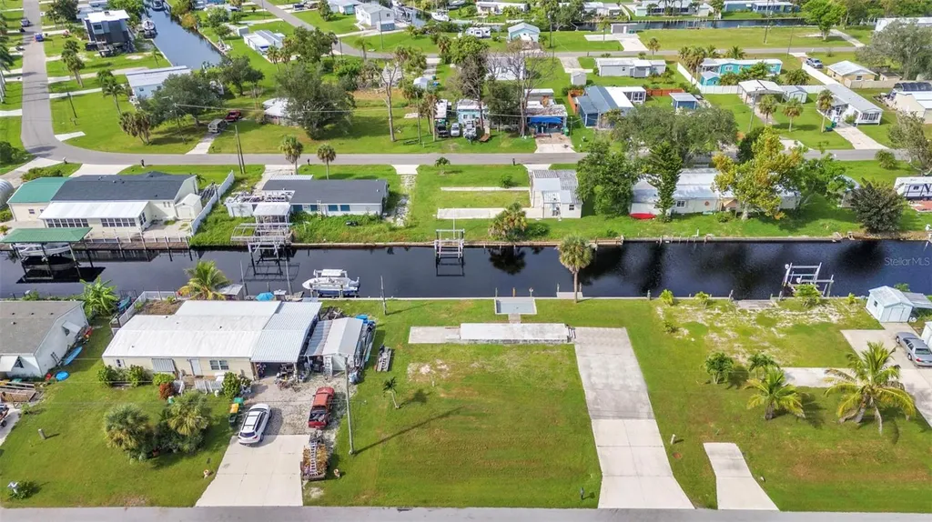 4177 Hollis Avenue Port Charlotte FL 33953