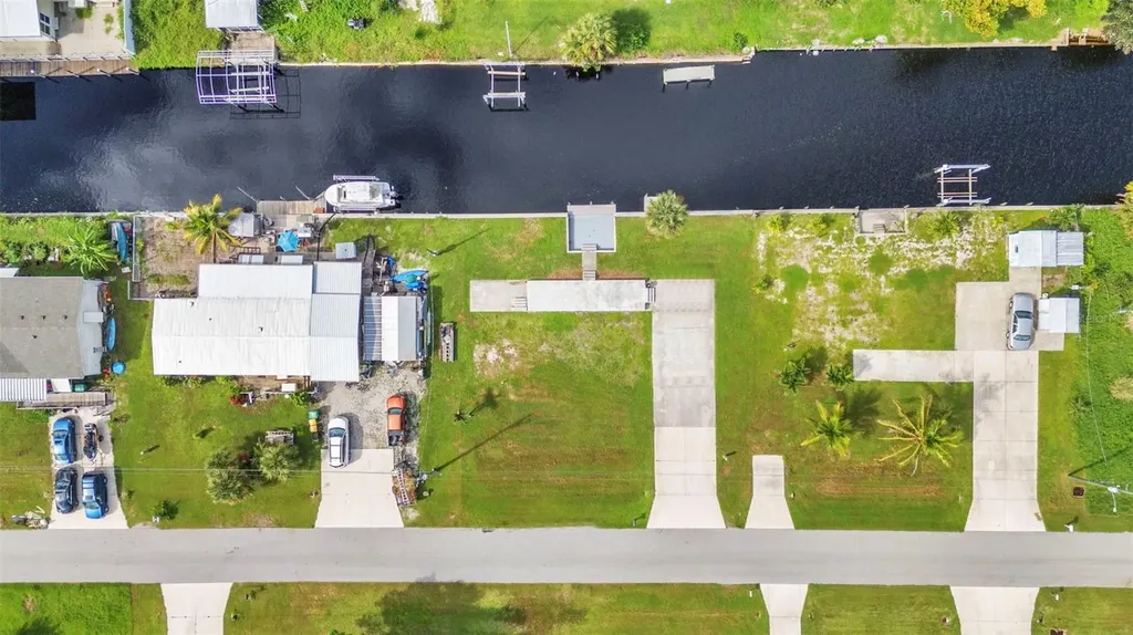 4177 Hollis Avenue Port Charlotte FL 33953
