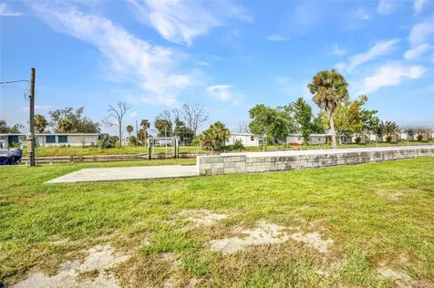4177 Hollis Avenue Port Charlotte FL 33953