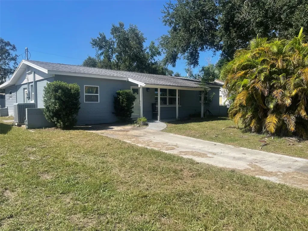 5224 52nd Avenue N St Petersburg FL 33709