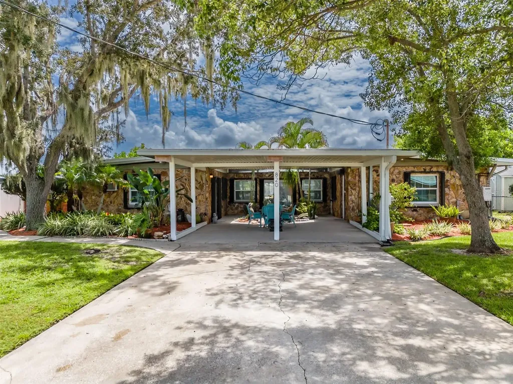 820 Blue Heron Boulevard Ruskin FL 33570