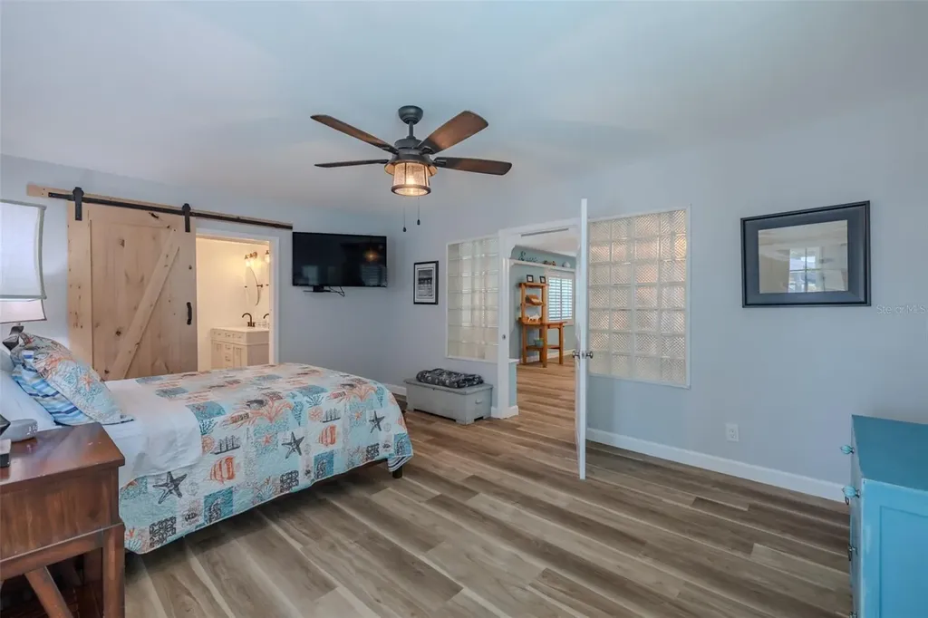 820 Blue Heron Boulevard Ruskin FL 33570