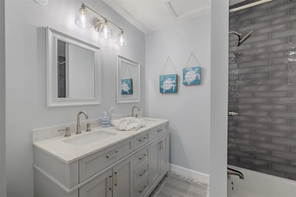 820 Blue Heron Boulevard Ruskin FL 33570