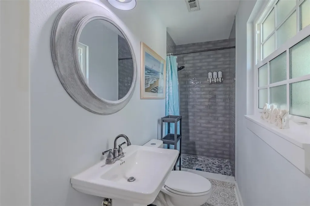 820 Blue Heron Boulevard Ruskin FL 33570