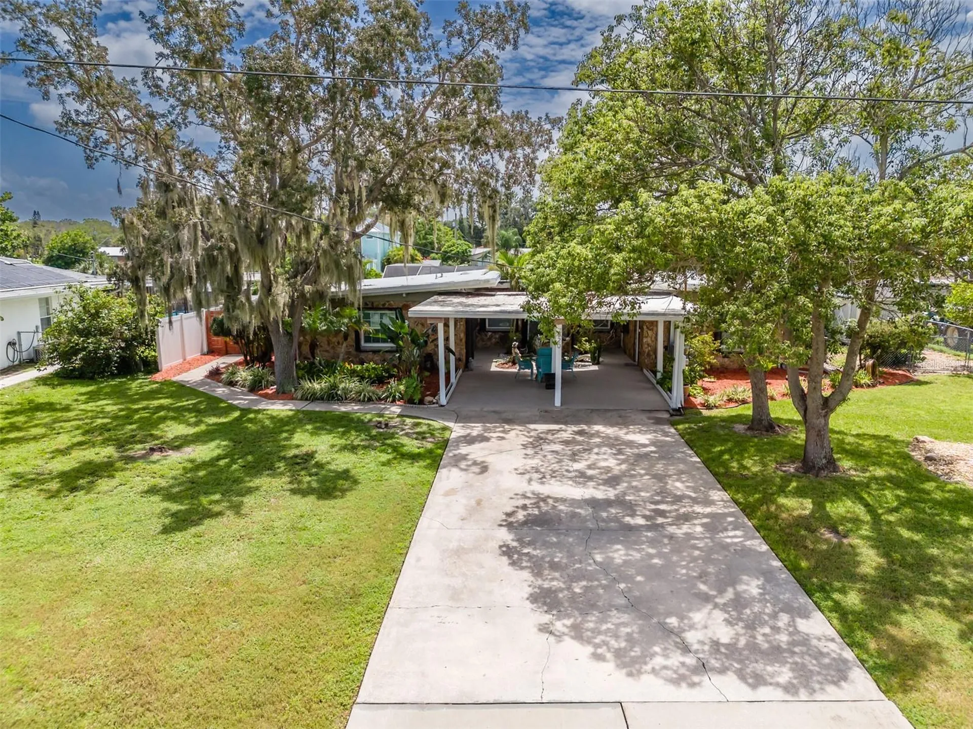 820 Blue Heron Boulevard Ruskin FL 33570