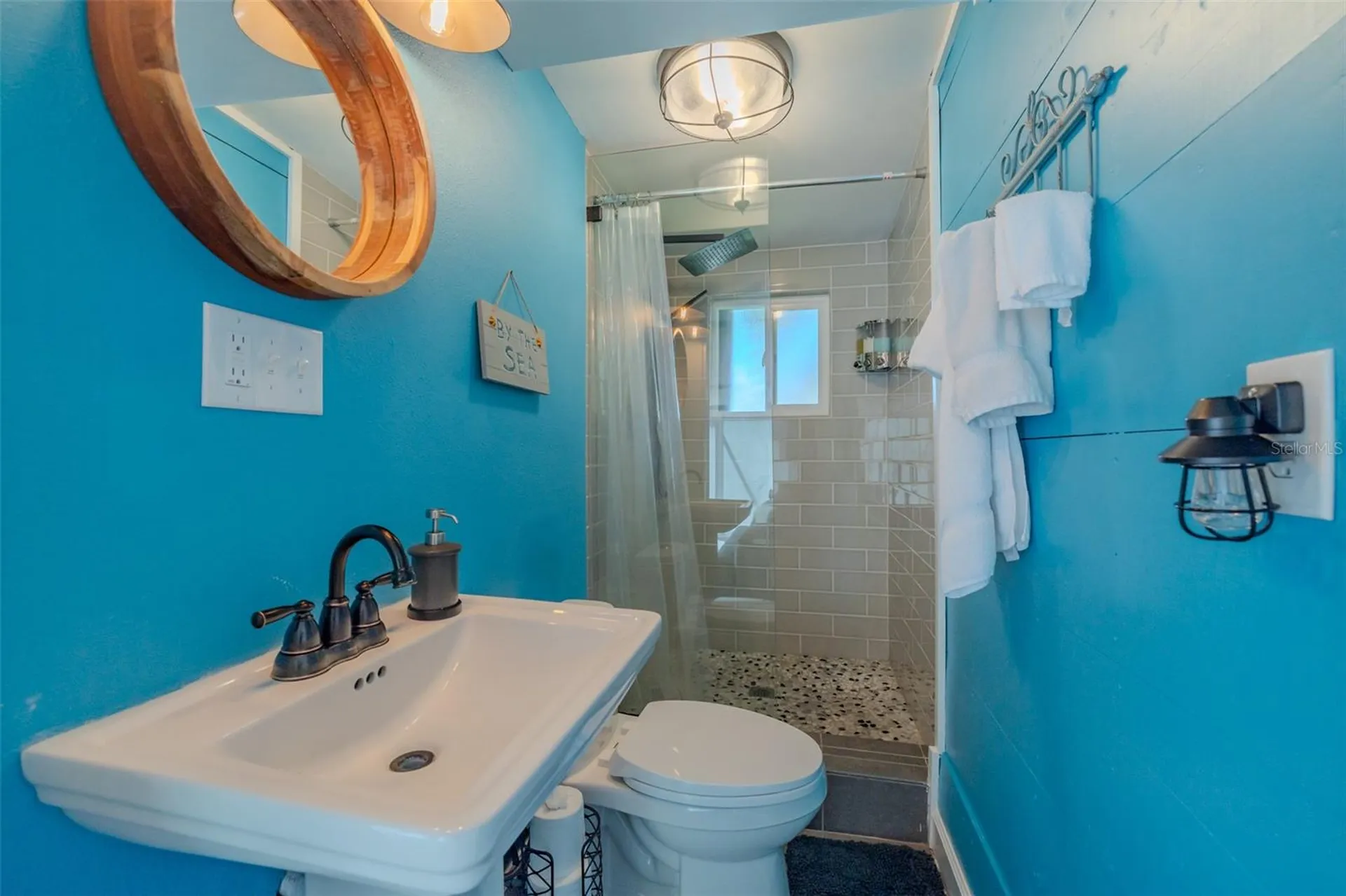 820 Blue Heron Boulevard Ruskin FL 33570