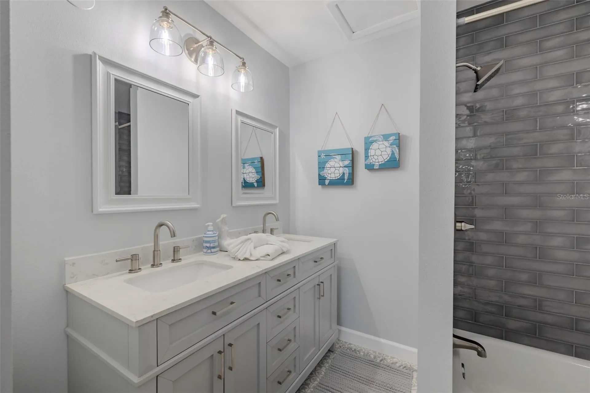 820 Blue Heron Boulevard Ruskin FL 33570