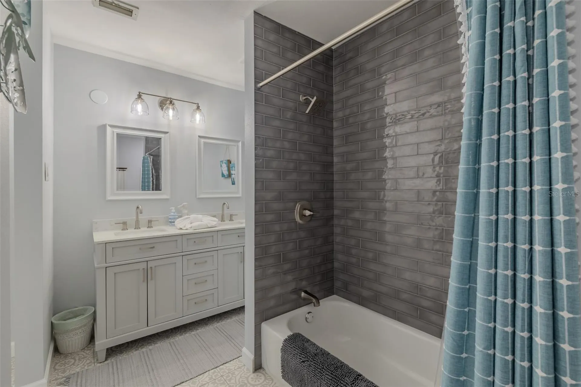 820 Blue Heron Boulevard Ruskin FL 33570