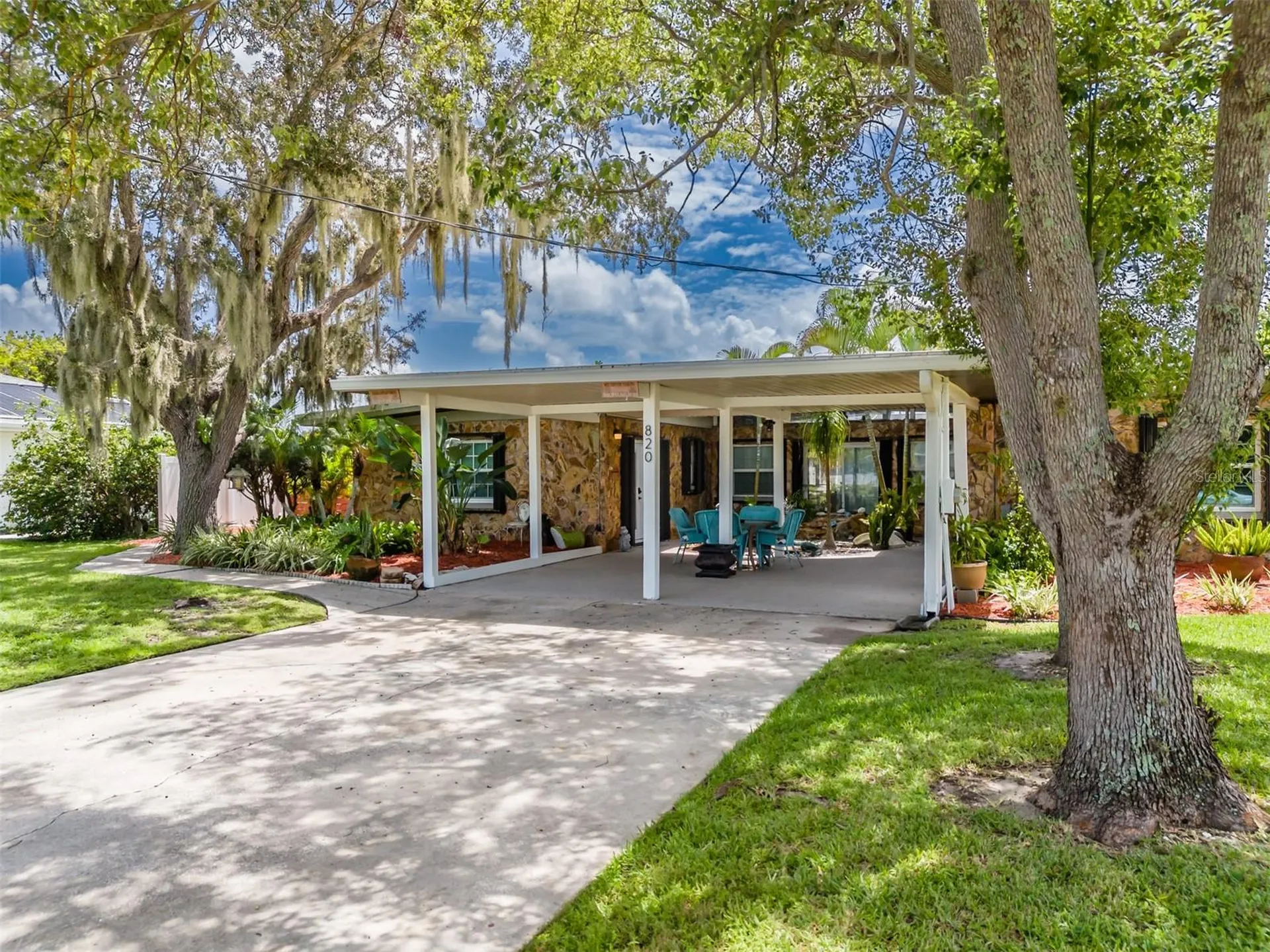 820 Blue Heron Boulevard Ruskin FL 33570