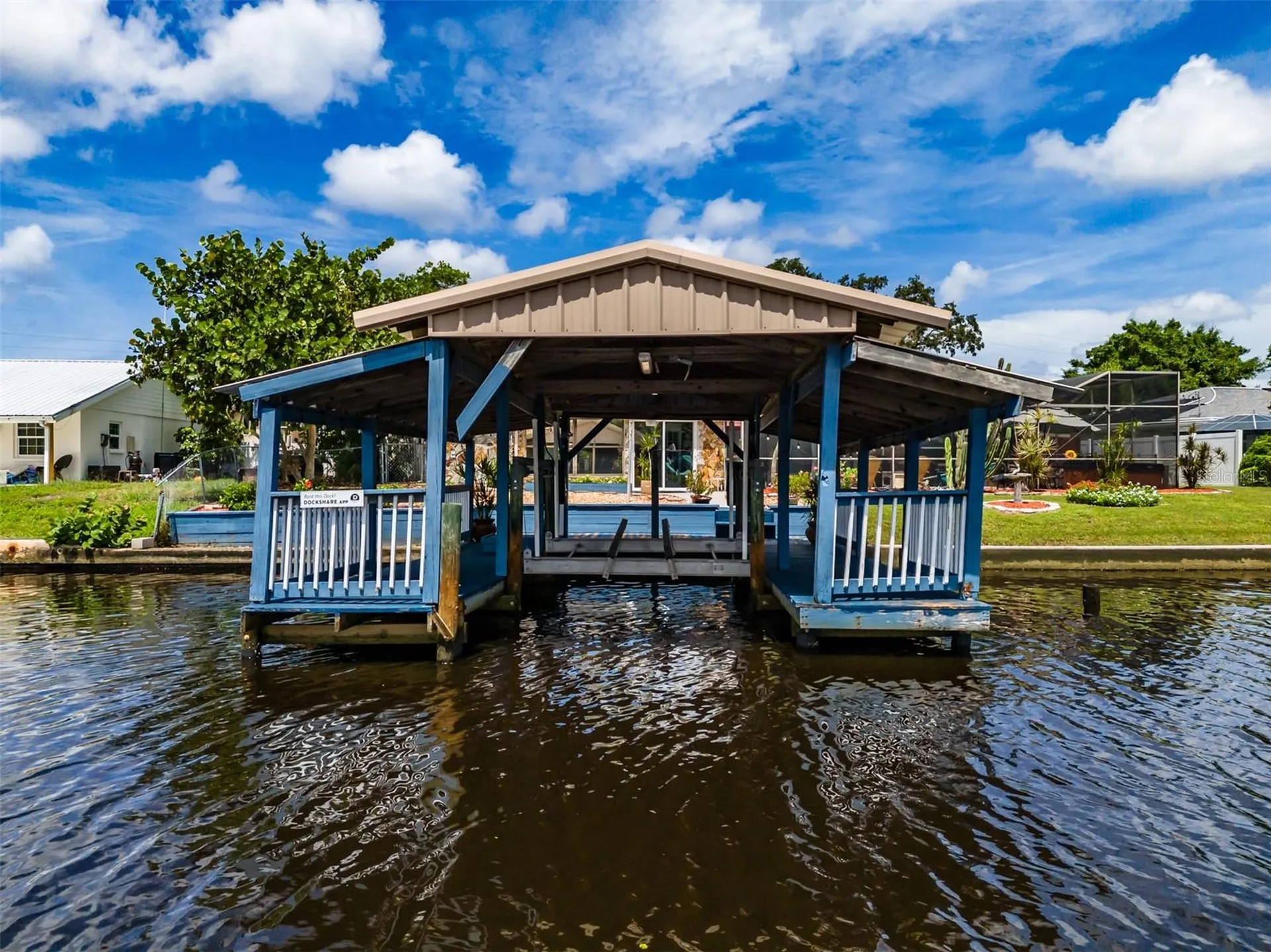 820 Blue Heron Boulevard Ruskin FL 33570