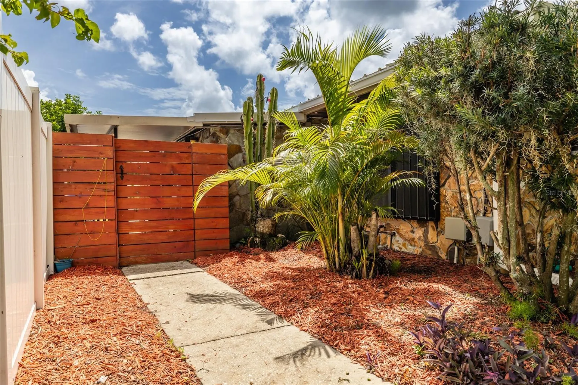 820 Blue Heron Boulevard Ruskin FL 33570