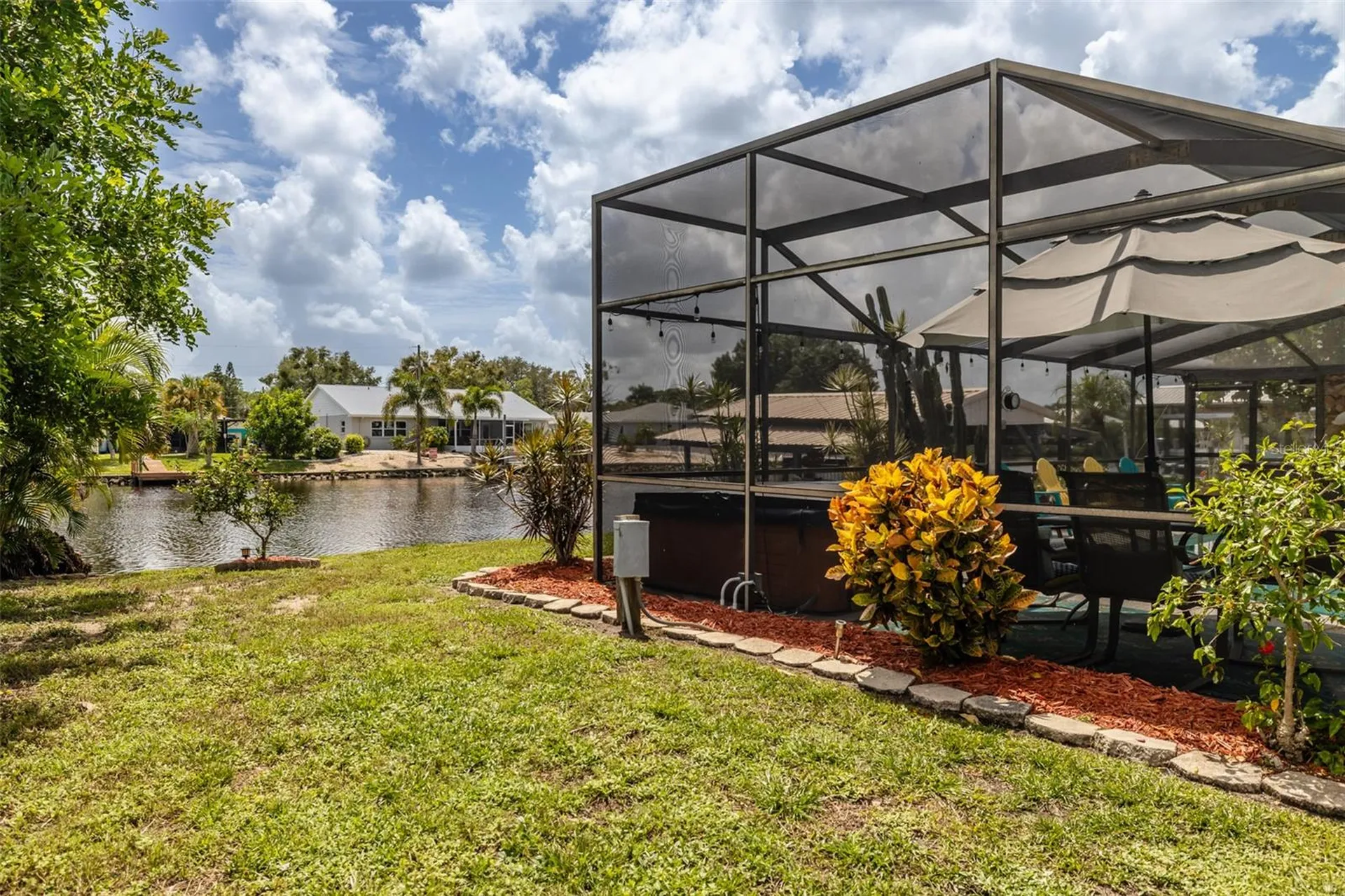 820 Blue Heron Boulevard Ruskin FL 33570