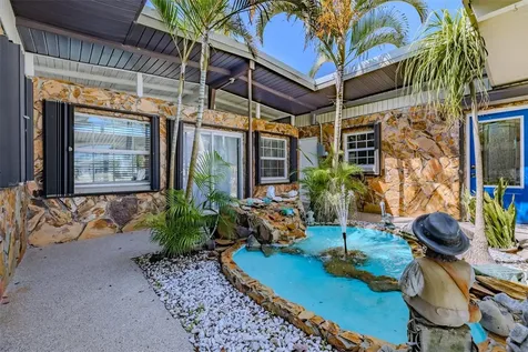 820 Blue Heron Boulevard Ruskin FL 33570