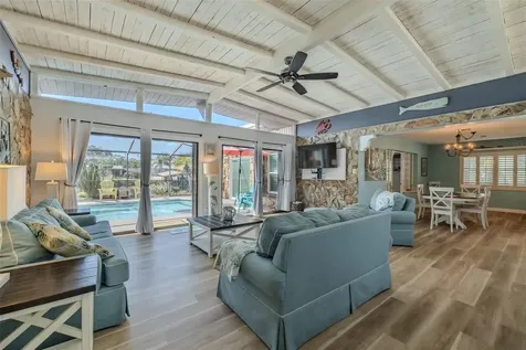 820 Blue Heron Boulevard Ruskin FL 33570