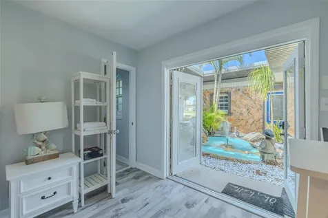 820 Blue Heron Boulevard Ruskin FL 33570