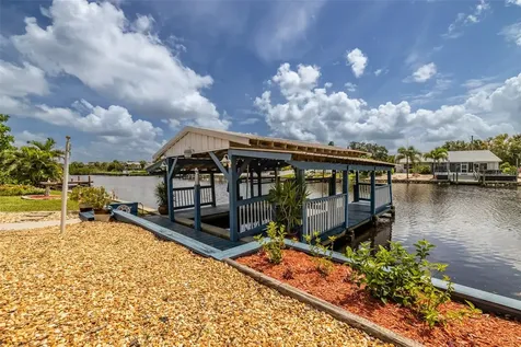 820 Blue Heron Boulevard Ruskin FL 33570