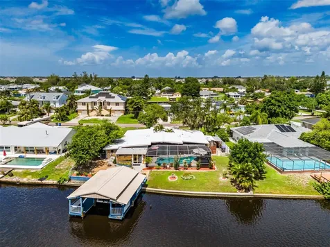 820 Blue Heron Boulevard Ruskin FL 33570