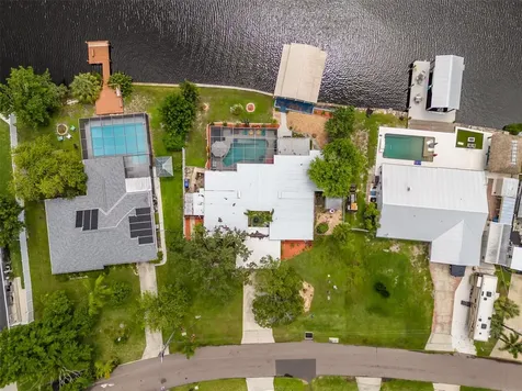 820 Blue Heron Boulevard Ruskin FL 33570