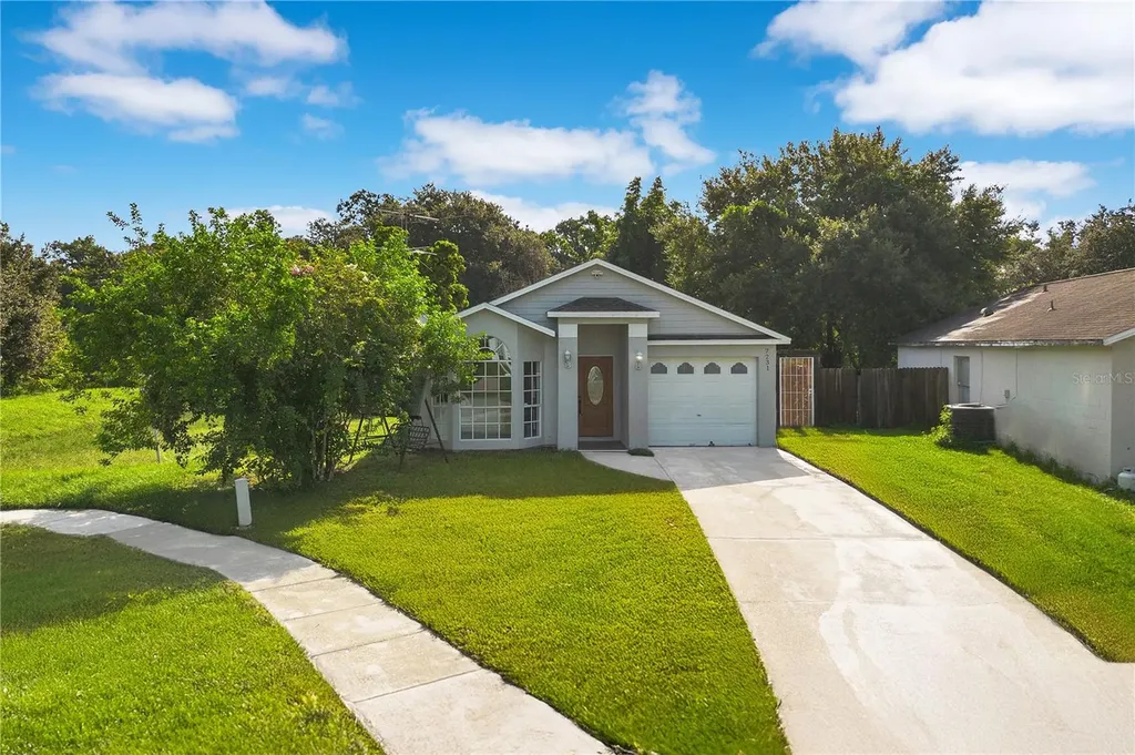 7231 Edgewater Shores Court Orlando FL 32810