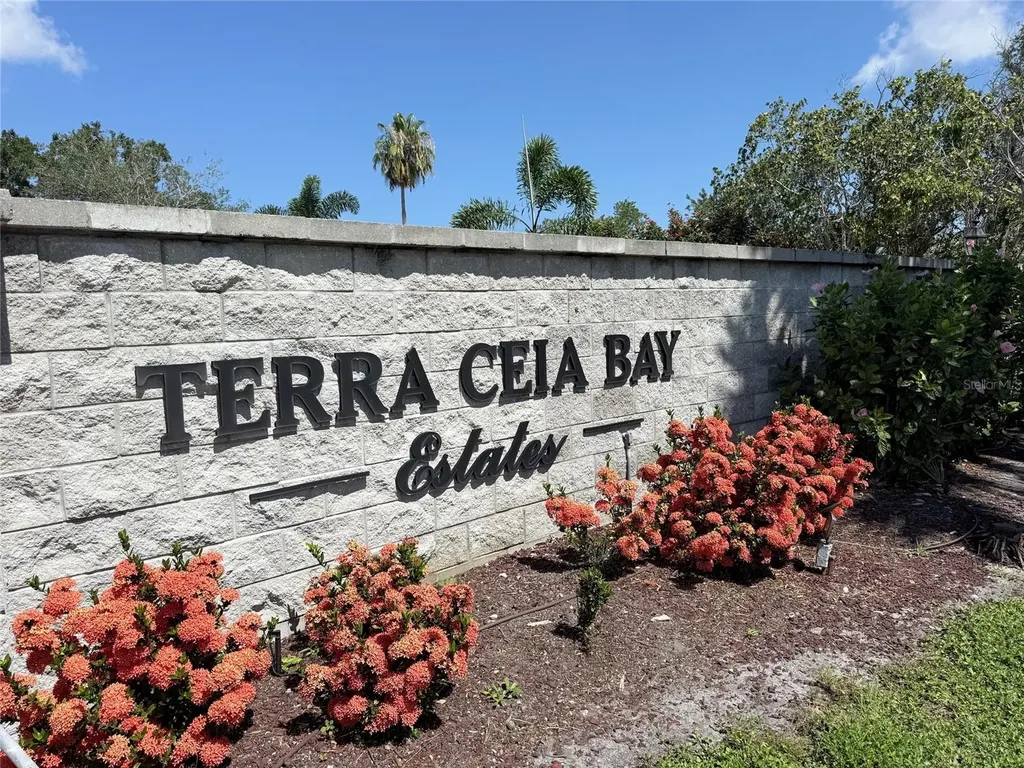 5539 2nd Avenue Circle W Palmetto FL 34221