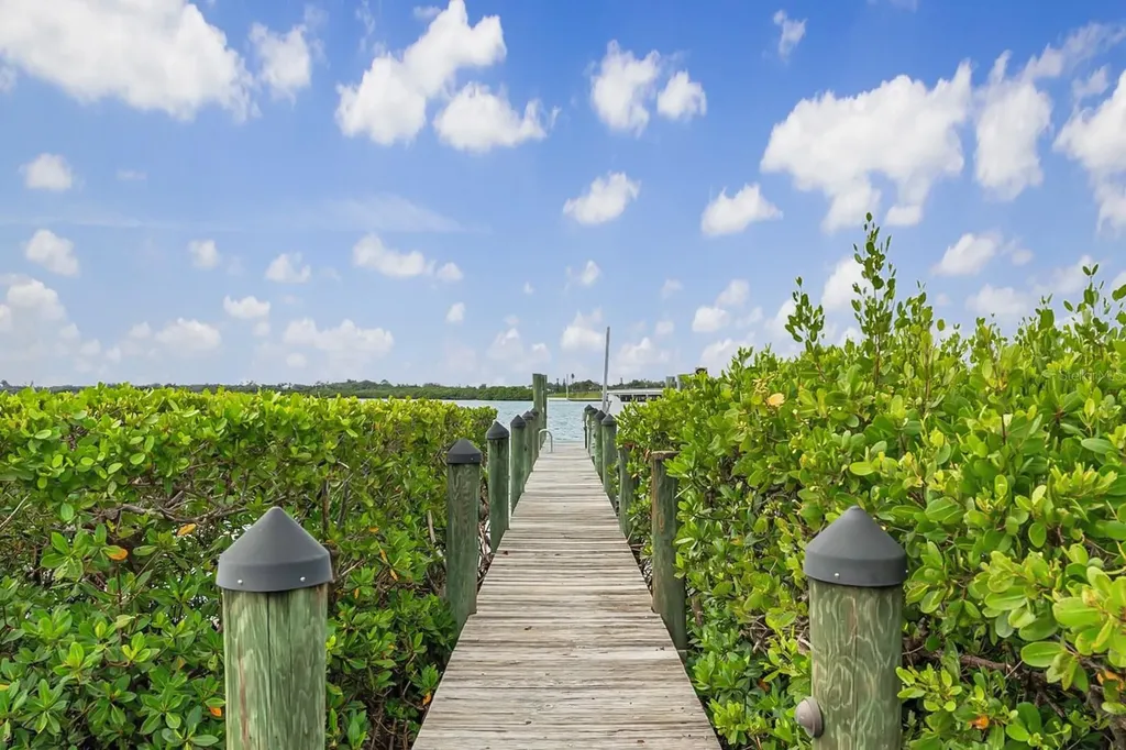 5539 2nd Avenue Circle W Palmetto FL 34221