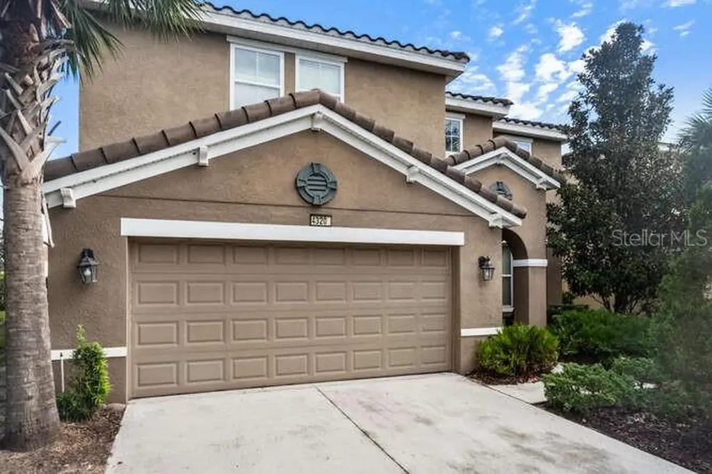 4320 Acorn Court Davenport FL 33837