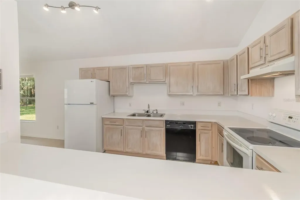 2548 Albion Avenue Orlando FL 32833