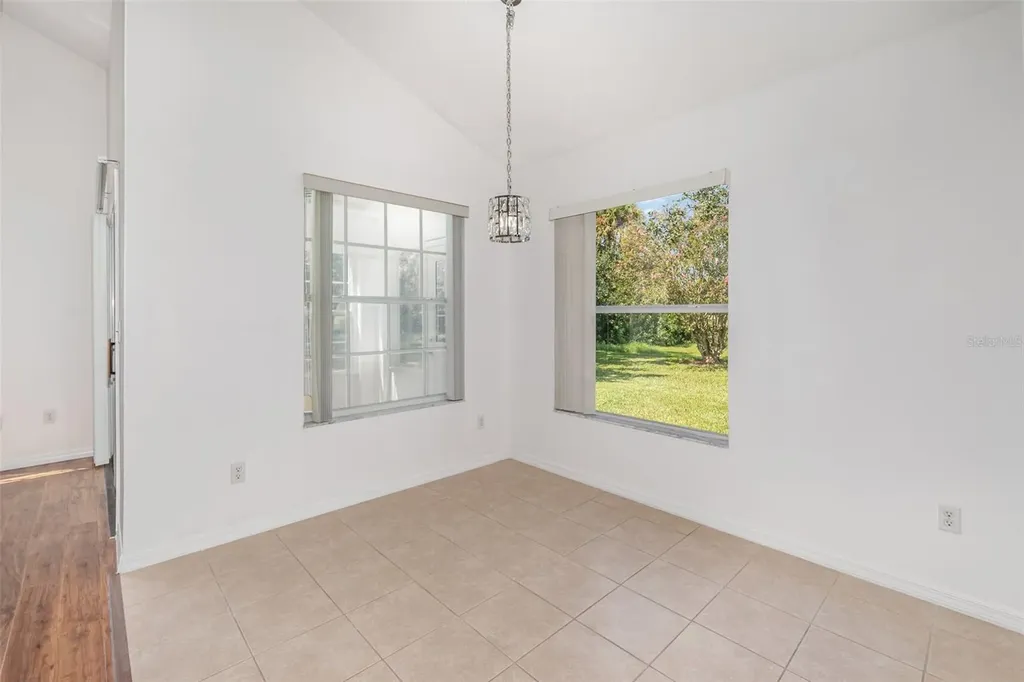 2548 Albion Avenue Orlando FL 32833
