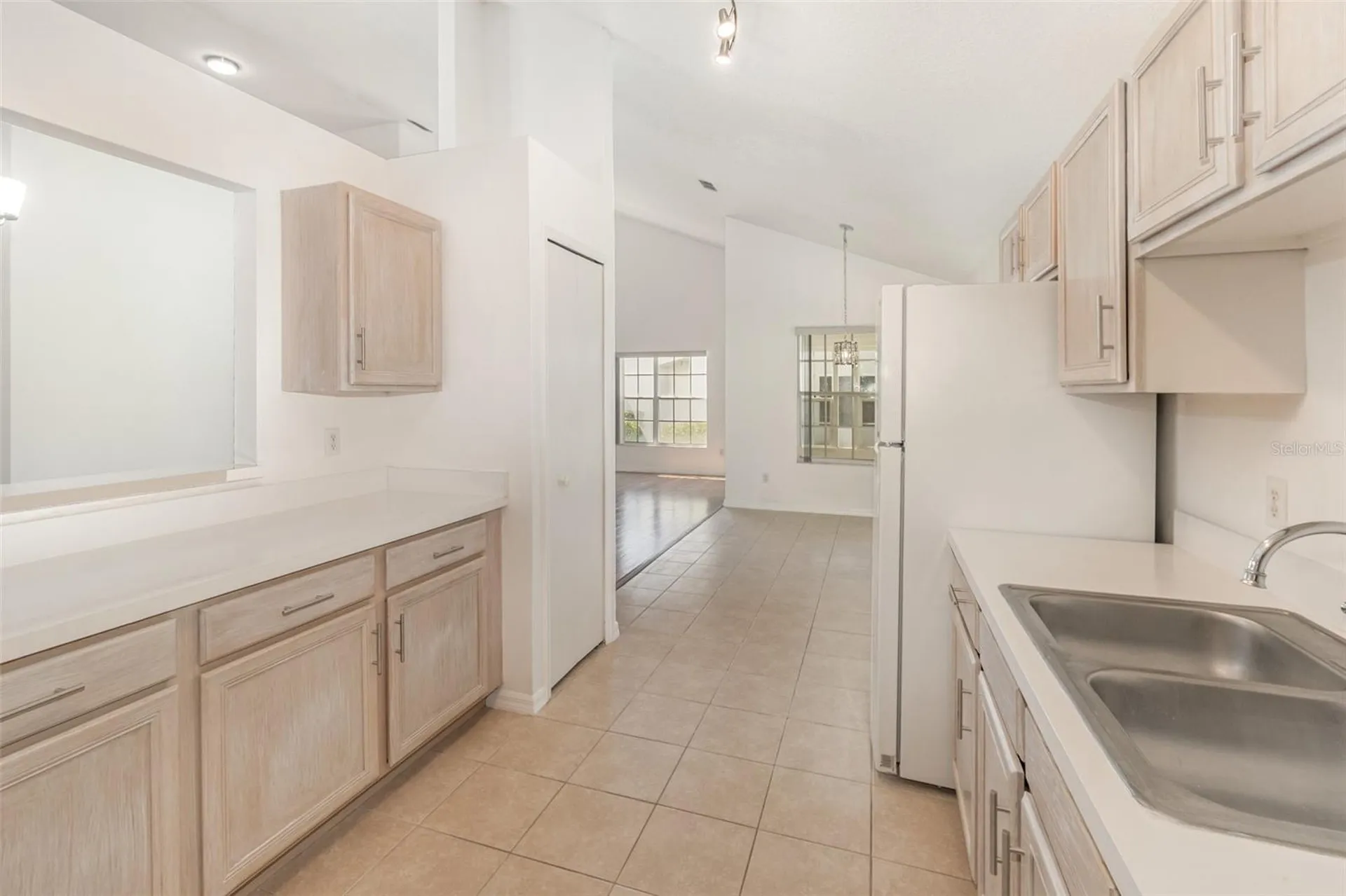 2548 Albion Avenue Orlando FL 32833