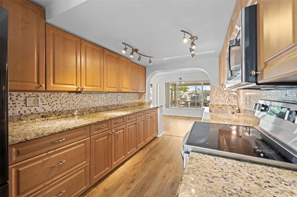 12629 2nd Isle Hudson FL 34667