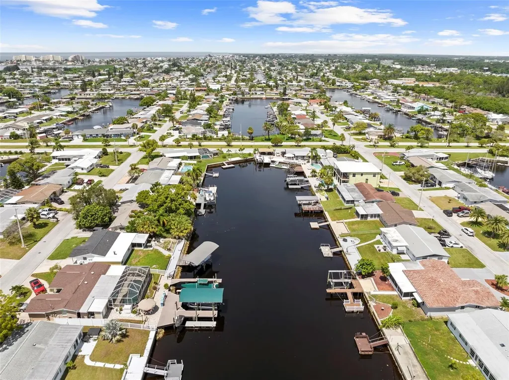 12629 2nd Isle Hudson FL 34667
