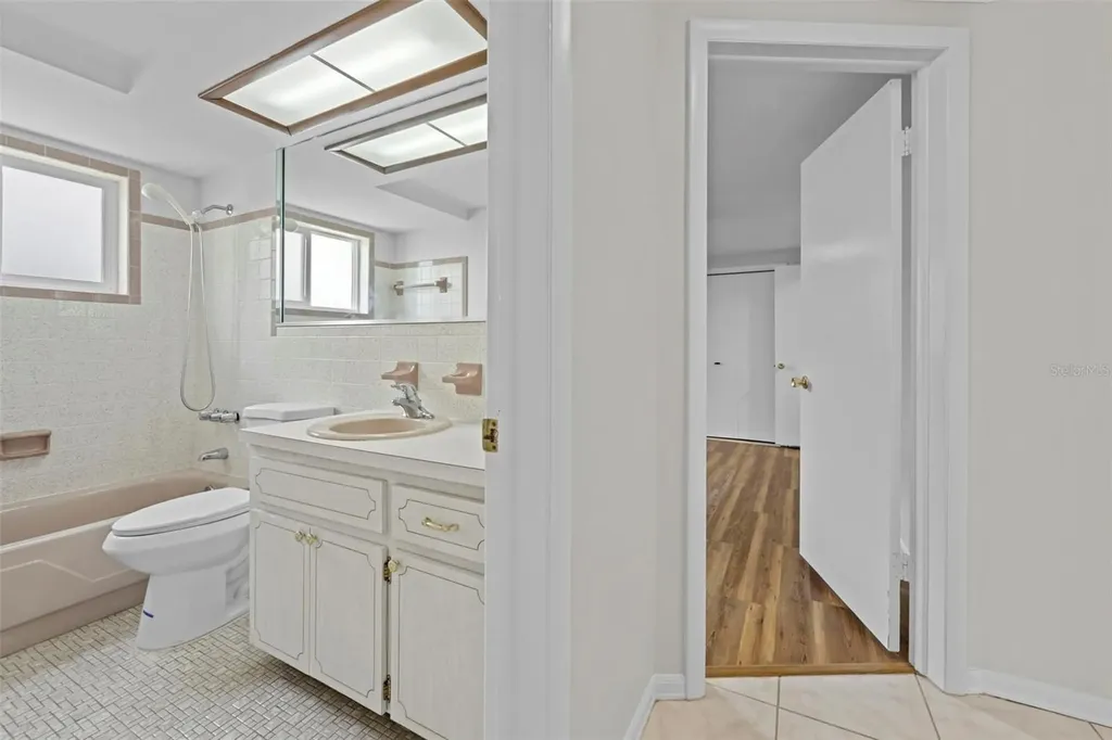 12629 2nd Isle Hudson FL 34667