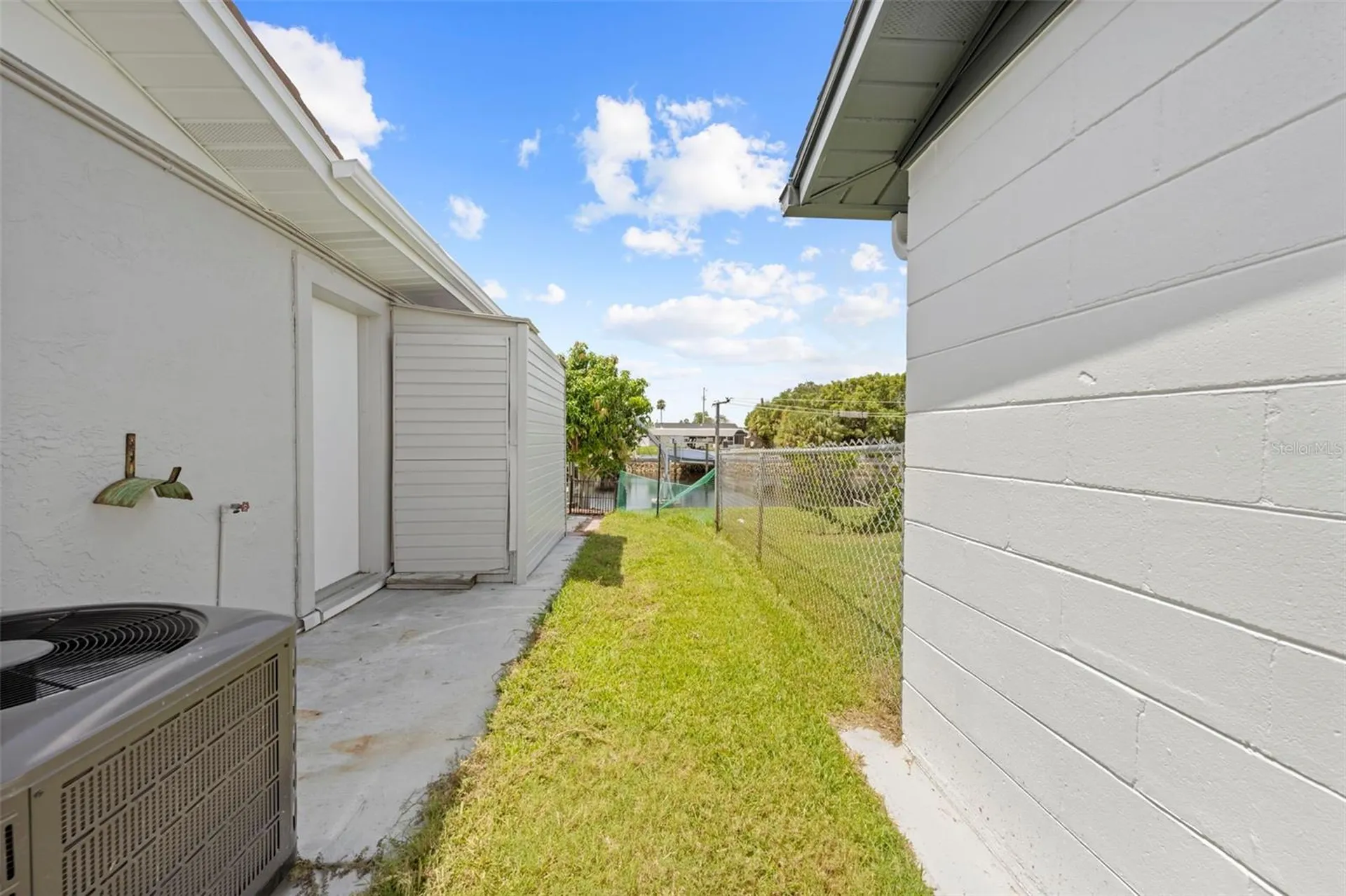 12629 2nd Isle Hudson FL 34667
