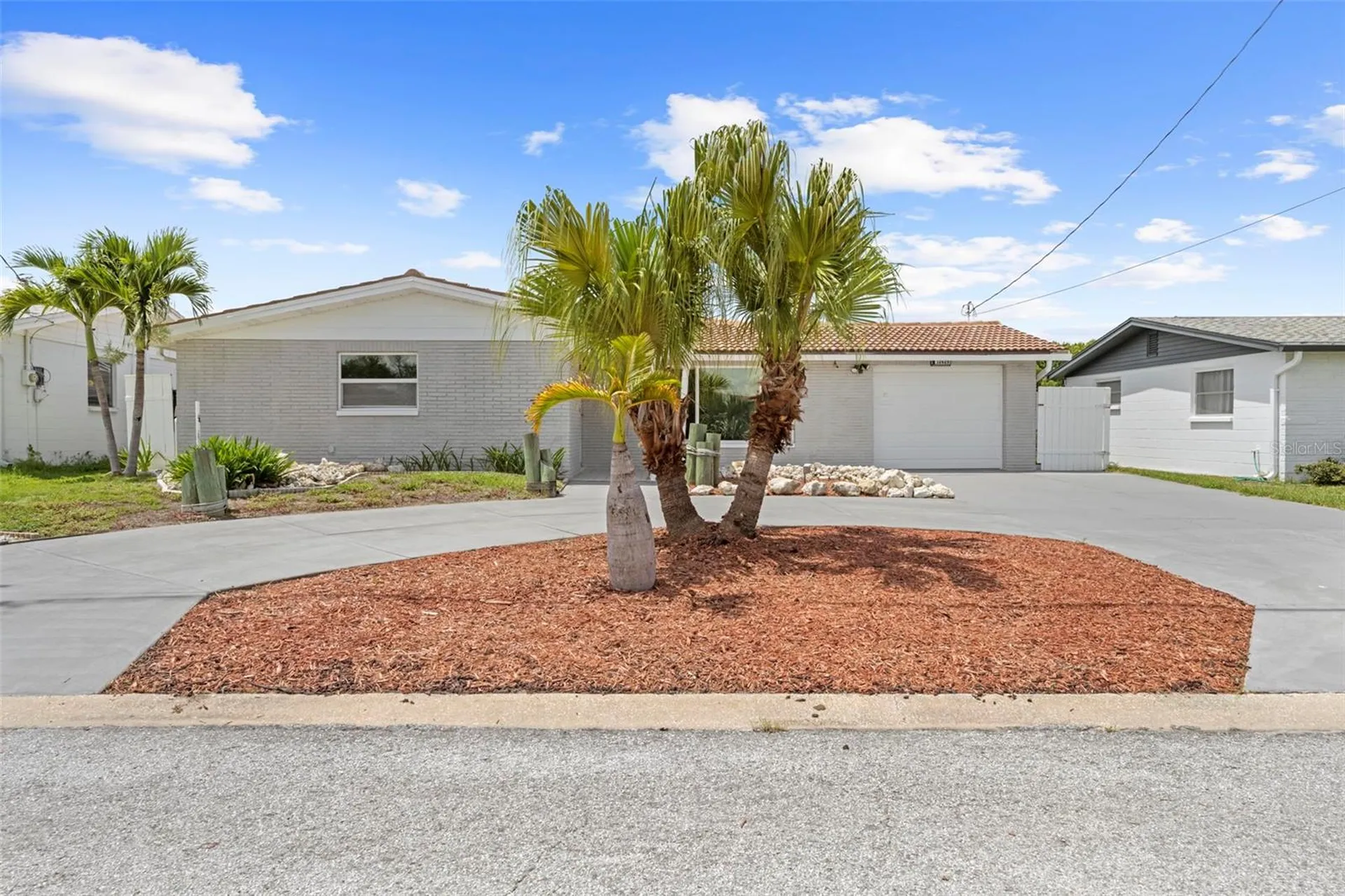12629 2nd Isle Hudson FL 34667